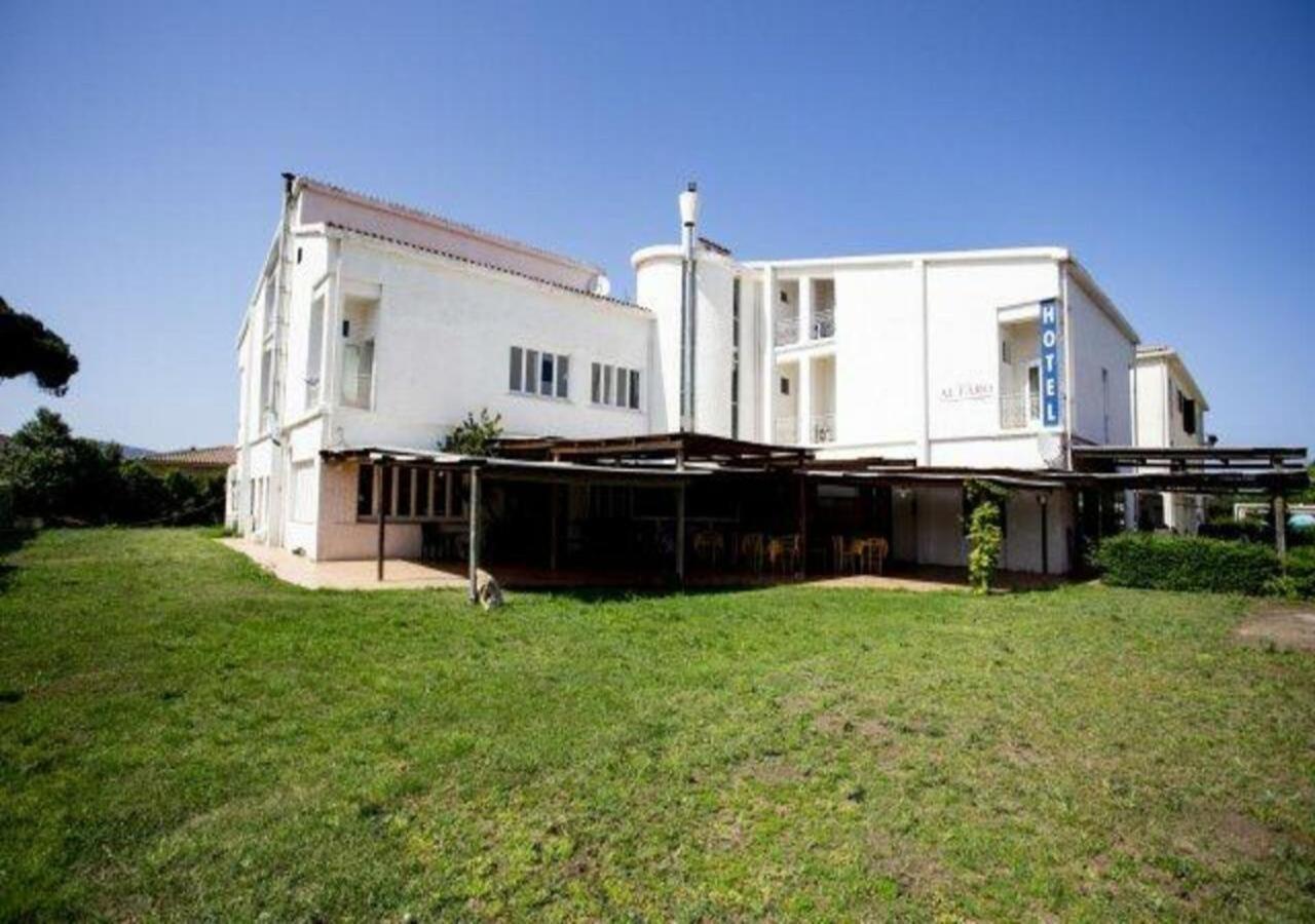 Hotel Al Faro San Teodoro  Eksteriør bilde